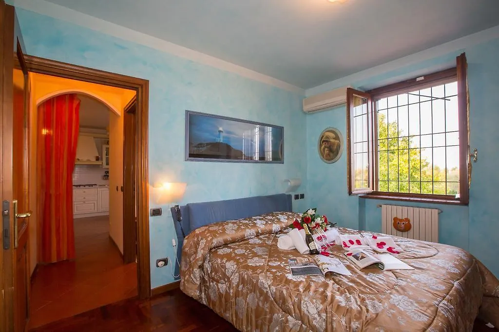Villa Degli Ulivi Moniga del Garda 0*,  Italy